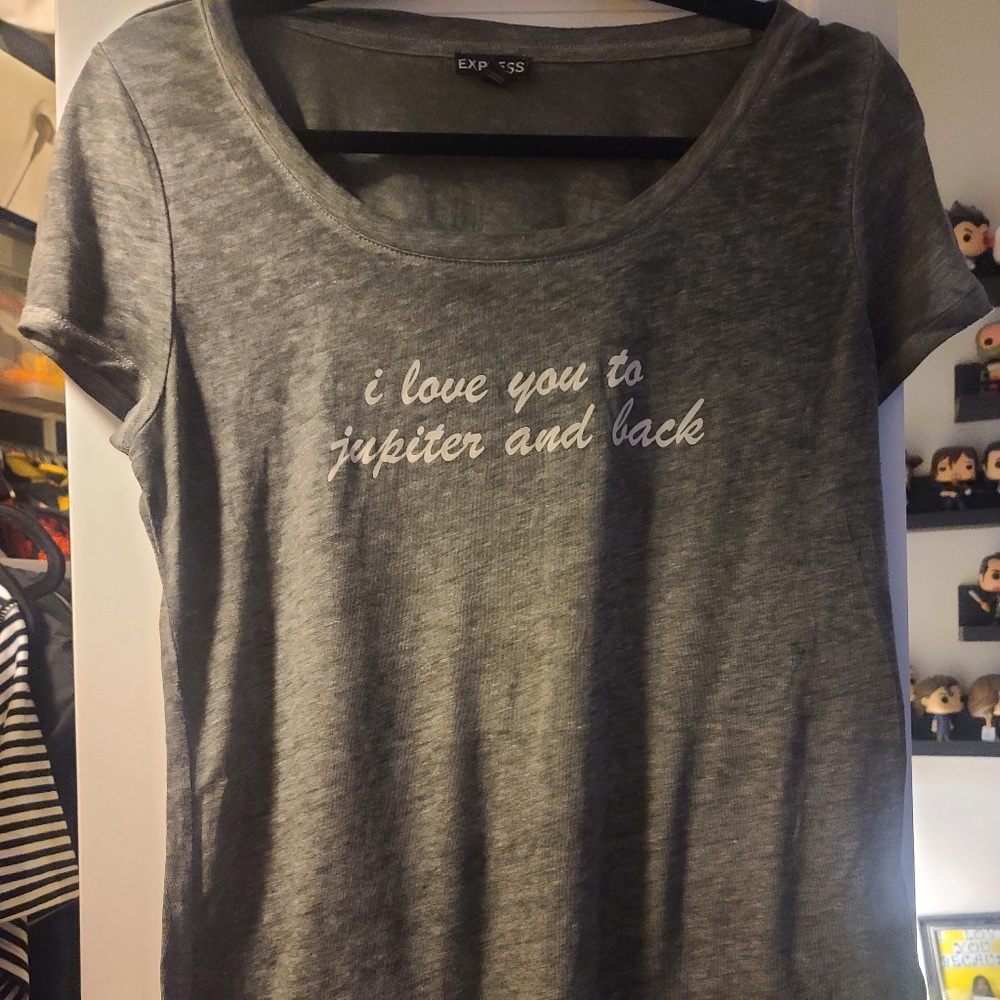 Express Graphic T
